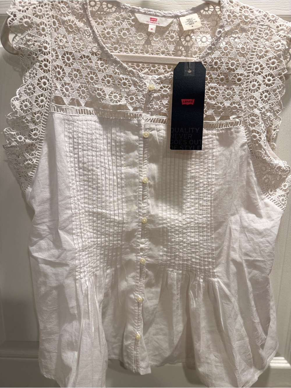 NWT Levi’s White Lace Crochet Blouse Medium Boho Cottagecore Eyelet Cotton Top - Picture 8 of 11